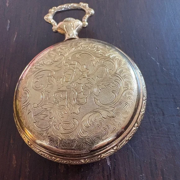 Vintage Timex Gold tone Pocket Watch - Picture 7 of 17